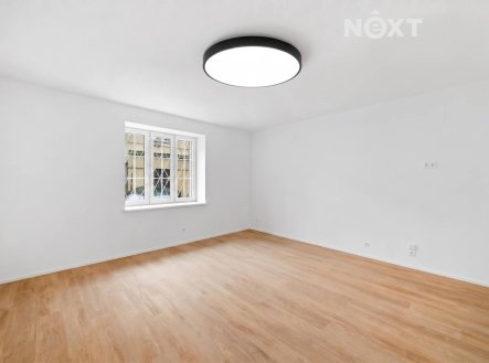 Prodej komerčního objektu, administrativní budova, 254 m²