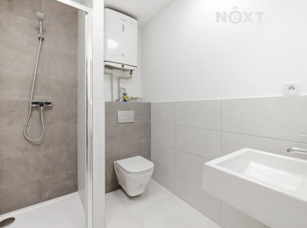 Prodej komerčního objektu, administrativní budova, 254 m²