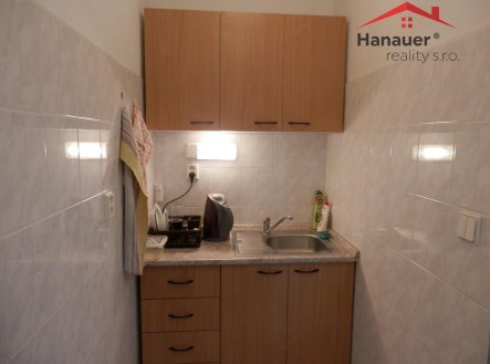 Pronájem kanceláře, 16 m²