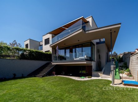 Prodej domu/vily, 321 m²