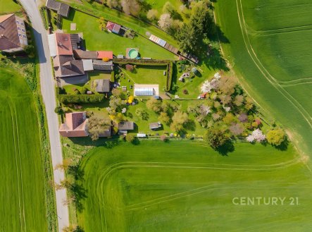 . | Prodej - dům/vila, 210 m²