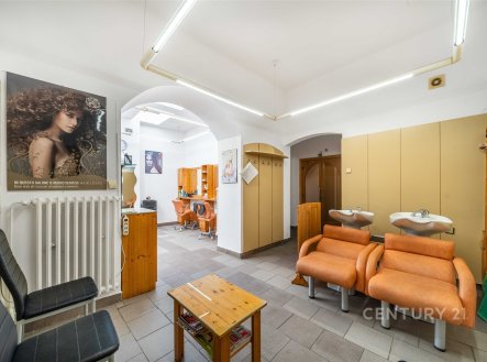 Pronájem obchodní prostory, 55 m²