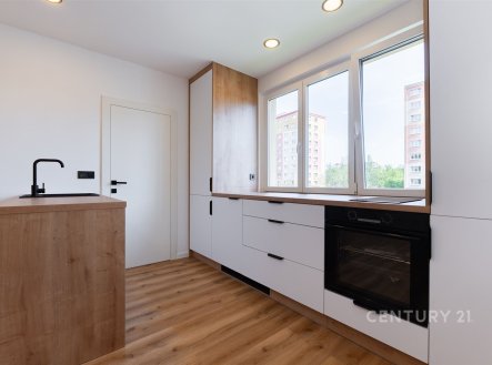 Pronájem bytu, 2+kk, 35 m²