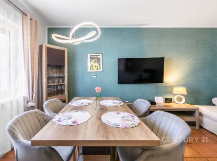 . | Prodej - dům/vila, 173 m²