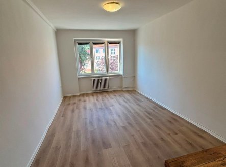Pronájem bytu, 2+kk, 38 m²