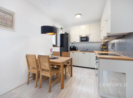 Pronájem bytu, 2+kk, 52 m²