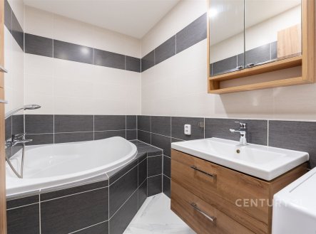 Prodej bytu, 4+1, 81 m²