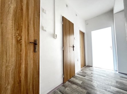 Pronájem bytu, 1+1, 35 m²