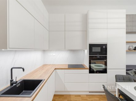 Pronájem bytu, 1+kk, 34 m²