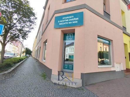 Pronájem obchodní prostory, 51 m²