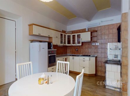 . | Prodej - dům/vila, 245 m²