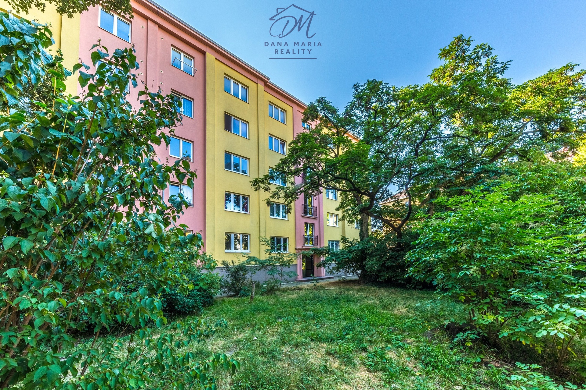 Prodej bytu 2+1 70 m², Praha - Strašnice