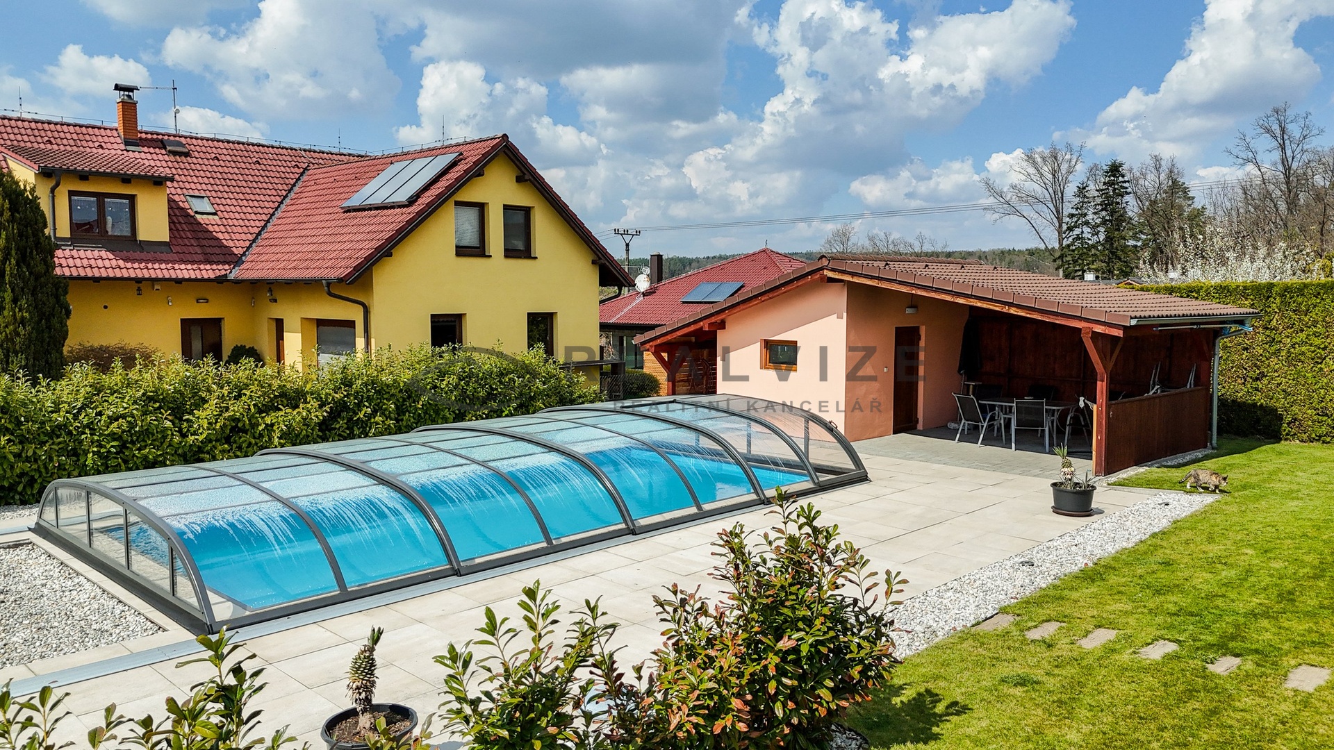 Prodej RD Úsilné pohled na zahradu
