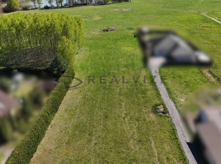 3 | Prodej - pozemek pro bydlení, 1 335 m²