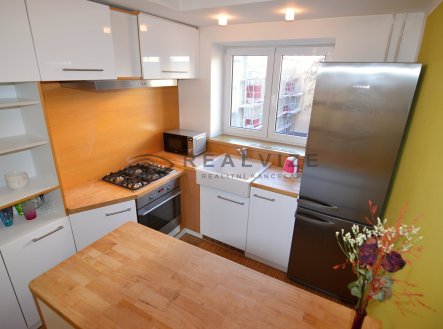 Pronájem bytu, 2+1, 62 m²