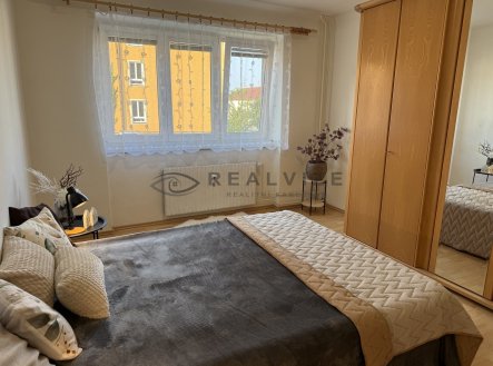 Pronájem bytu, 2+1, 60 m²