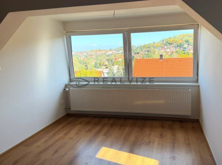 Pronájem bytu, 1+kk, 37 m²