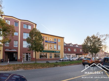 Pronájem obchodní prostory, 135 m²