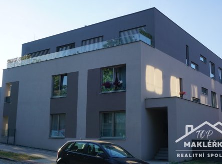 Pronájem bytu, 1+kk, 28 m² obrázek