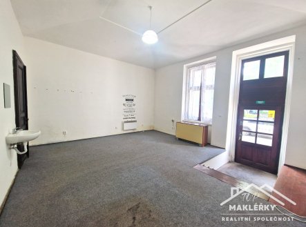 Pronájem obchodní prostory, 75 m²
