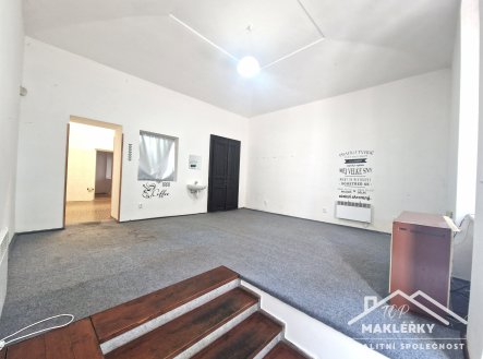 Pronájem obchodní prostory, 75 m²