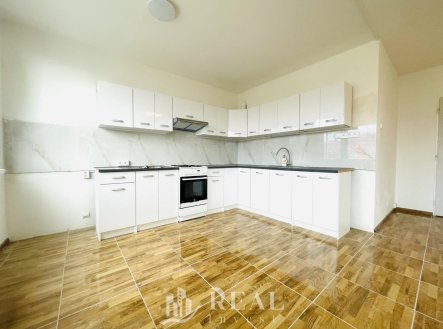 Pronájem bytu, 3+1, 70 m²