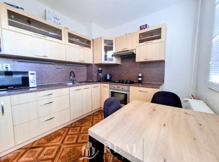 Prodej bytu, 2+1, 65 m²