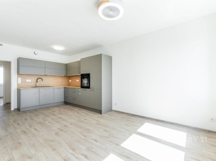Pronájem bytu, 3+kk, 70 m²