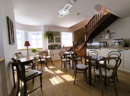 Prodej komerčního objektu, jiný, 717 m²