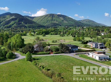 Prodej pozemku pro bydlení, 2 266 m²