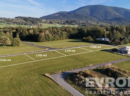 Prodej pozemku pro bydlení, 1 737 m²
