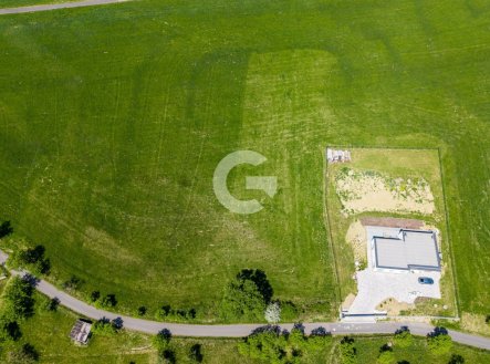 Prodej pozemku pro bydlení, 2 425 m²