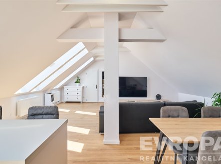 Prodej bytu, 3+kk, 95 m²