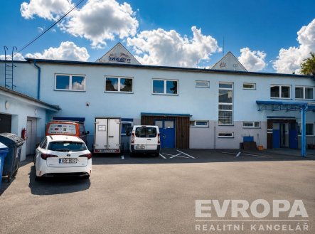 Pronájem skladu, 360 m²