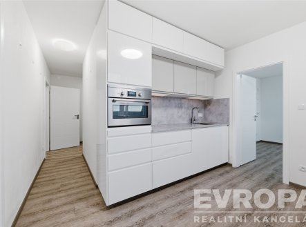 Pronájem bytu, 4+1, 79 m²