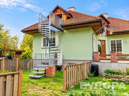 Pronájem bytu, 2+kk, 100 m² obrázek