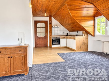 Pronájem bytu, 2+kk, 100 m²
