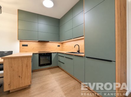 Pronájem bytu, 2+kk, 50 m²