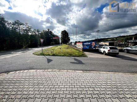 Prodej pozemku pro komerční výstavbu, 1 709 m²