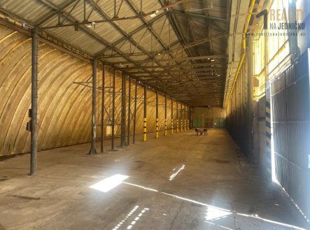 1000012860 | Pronájem - komerční objekt, sklad, 700 m²