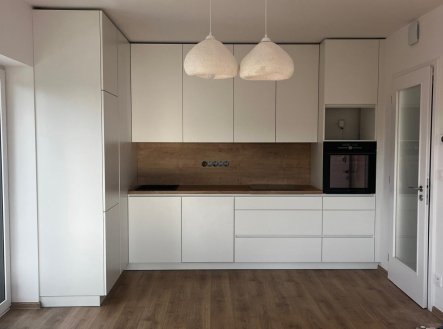 Pronájem bytu, 2+kk, 68 m²