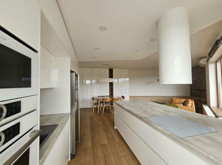 Prodej bytu, 3+kk, 127 m²