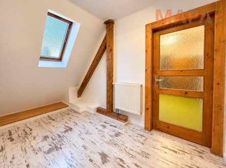 Pronájem bytu, 3+1, 100 m²