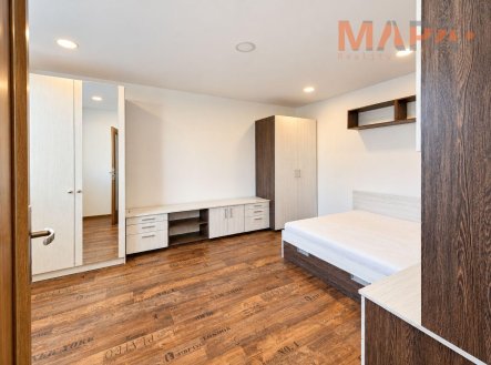 Pronájem bytu, 1+1, 35 m²