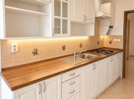 Pronájem bytu, 3+1, 81 m²