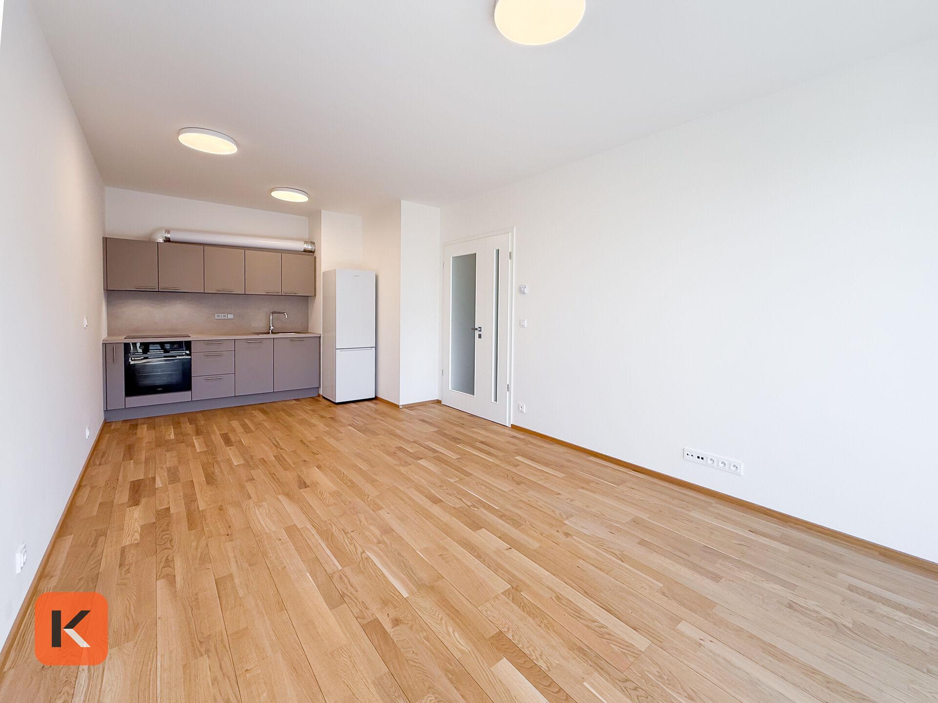 Pronájem nového bytu 2+kk s balkonem a sklepem – Rezidence Blízká, Praha 8 – Karlín