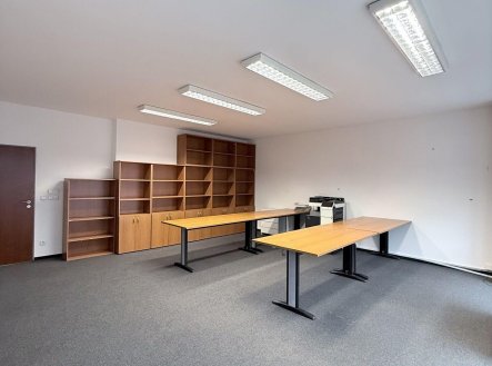 Pronájem kanceláře, 38 m²