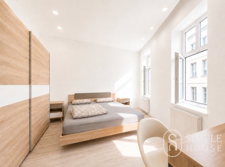 Pronájem bytu, 3+kk, 70 m²