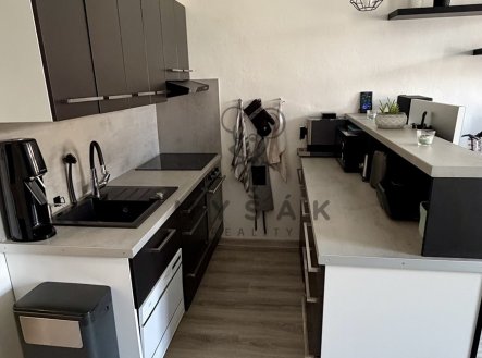 Pronájem bytu, 2+kk, 46 m²