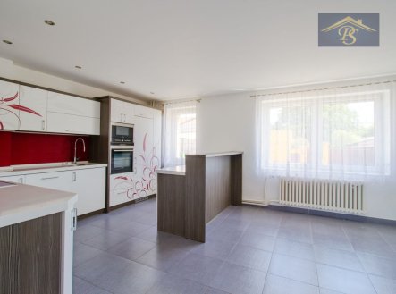 Pronájem bytu, 5+kk, 122 m²